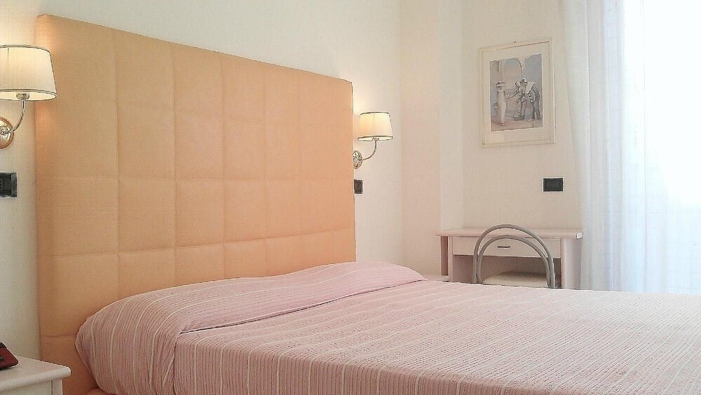 Готель Ducale Cattolica 3*